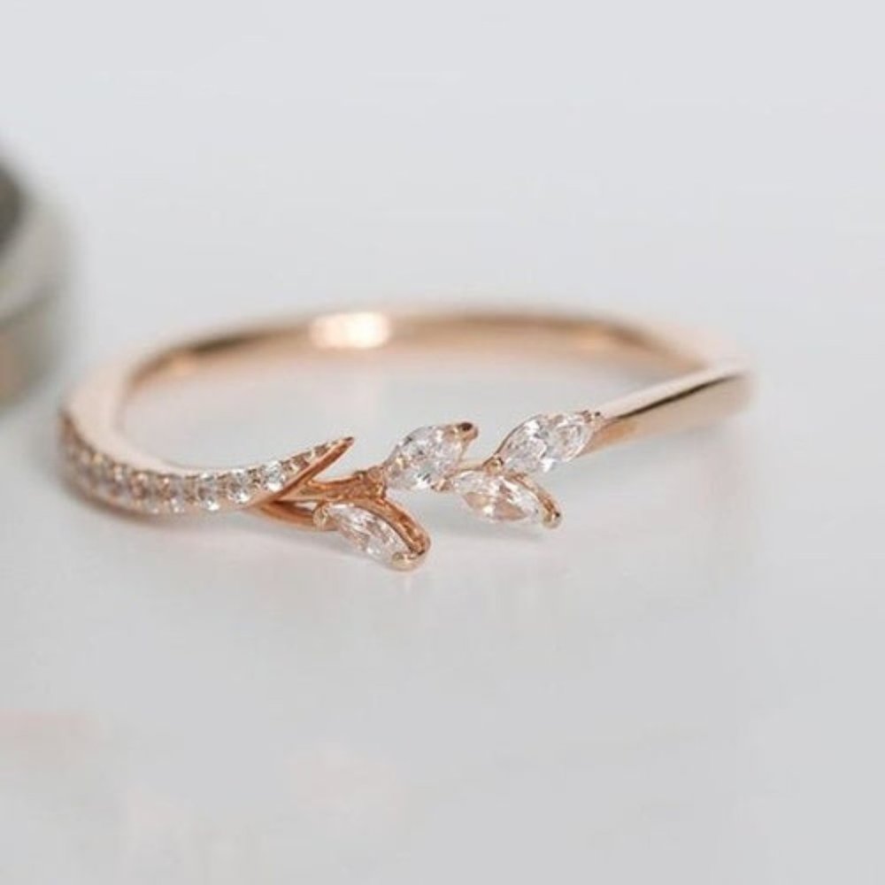 18k Rose Gold Eternity Leaf Ring